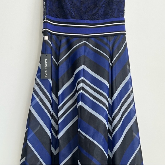 NWT TADASHI SHOJI ENNIS OFF-THE-SHOULDER STRIPED ORGANZA GOWN Dress Medium Blue - Picture 6 of 15